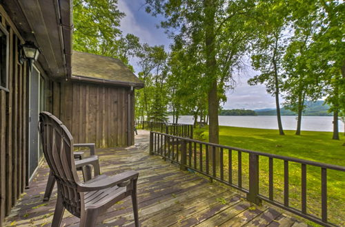 Foto 21 - Cozy Lake Champlain Cottage w/ Beautiful View