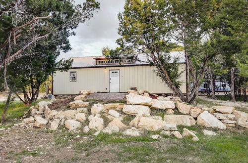 Photo 5 - Lakehills Cabin With Fire Pit, Near Medina Lake