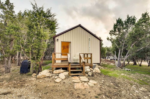 Photo 18 - Lakehills Cabin With Fire Pit, Near Medina Lake