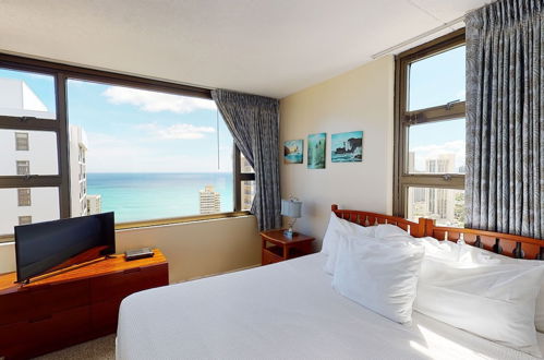 Foto 5 - 36th Floor Deluxe Ocean View Condo with Free Parking & Wifi by Koko Resort Vacation Rentals