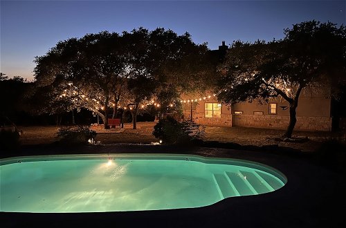 Foto 23 - Luxury Home! - Pool - Fire Pit - Near Canyon Lake