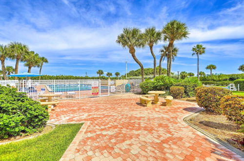 Foto 21 - Cape Canaveral Condo w/ Direct Beach Access