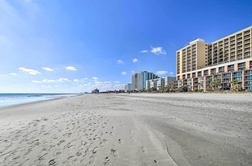 Foto 17 - Beachfront Condo in Myrtle Beach w/ Pool Access