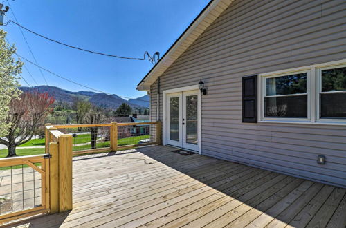 Photo 21 - Modern Retreat Near Smoky Mtns & Asheville