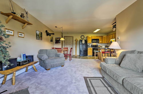 Foto 18 - Updated Condo w/ Mountain Views, 10 Mi to Keystone