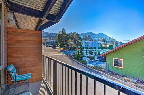 Photo 10 - Resort-style Condo w/ Lake Chelan & Mtn Views