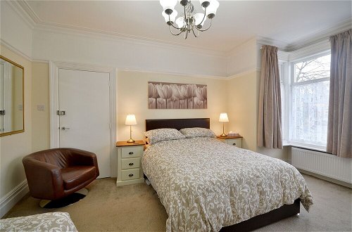 Photo 2 - Brightwater Ground Floor Apartment up to 6 Guests
