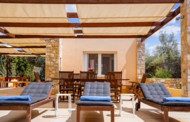 Deluxe 5 Bdrm Villa w Pool Next to the Beach - Foto 17