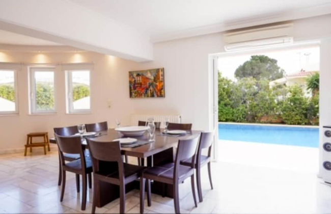 Deluxe 5 Bdrm Villa w Pool Next to the Beach - Foto 27