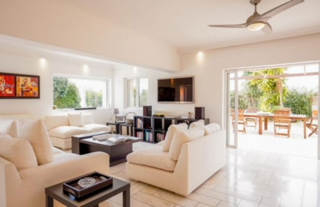 Deluxe 5 Bdrm Villa w Pool Next to the Beach - Foto 18