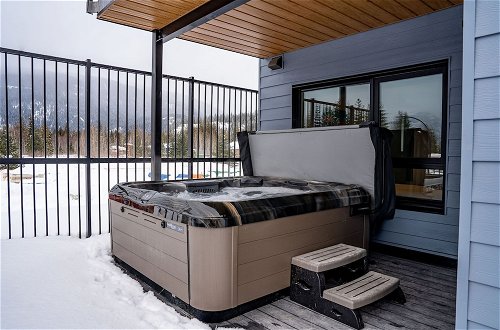 Photo 29 - Switchback Suite by Revelstoke Vacations