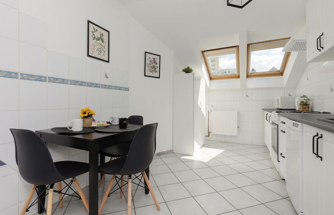 Spacious 3 Bedroom Apartment by Renters - Foto 18