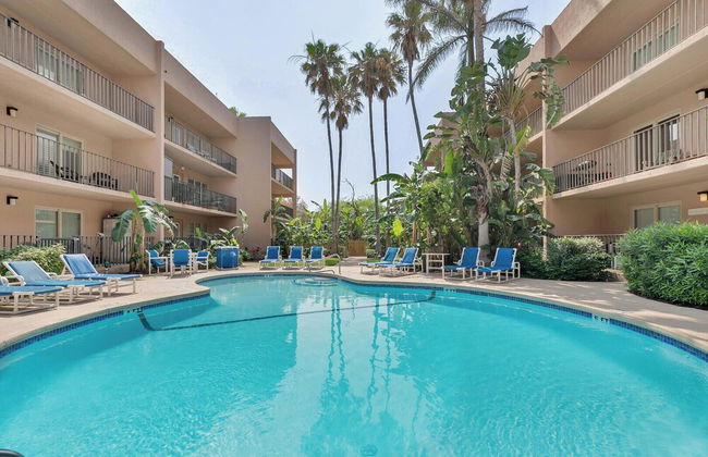 Beachfront Convenience w/o the Beachfront Price! - Foto 1