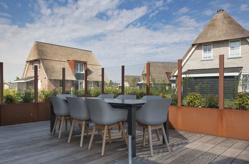 Photo 10 - Villa With Sunshower at Tjeukemeer