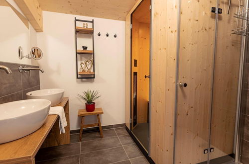 Photo 9 - Apartment With Infrared Sauna