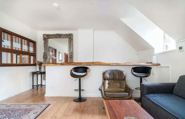 Cozy Apartment w/ Terrace Close to City Center - Foto 10