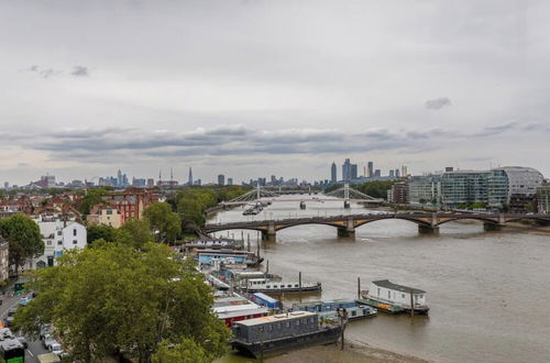 Photo 40 - Scenic Riverside 2BD Flat - Chelsea