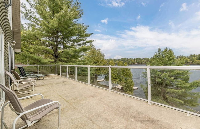 Muskoka Lakeshore Cottage Bliss - Photo 62