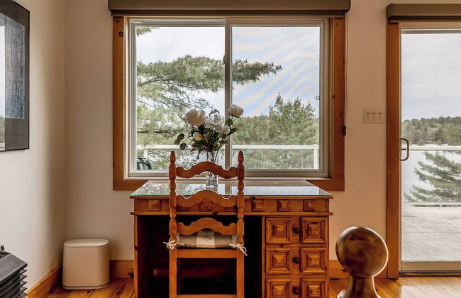 Muskoka Lakeshore Cottage Bliss - Photo 54