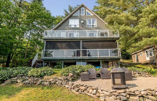 Muskoka Lakeshore Cottage Bliss - Photo 78