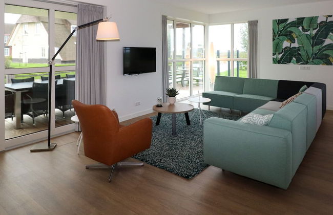 Lakeside Villa With Terrace - Foto 8