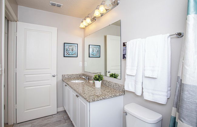Family Friendly 4 Bedroom Close to Disney in Compass Bay Resort 5108 - Foto 16