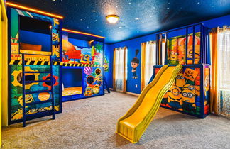 Photo 2 - Solara Resort 7br Kids Fun Place Pool Spa Villa By Disney 8927