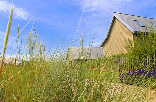 Photo 21 - Modern Lodge on the Water in a National Park