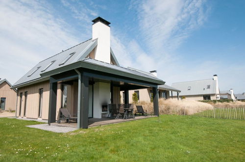 Photo 1 - Modern Lodge on the Water in a National Park