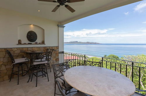 Photo 1 - Luxury 4th-floor Suite With Pool and Endless Ocean Views