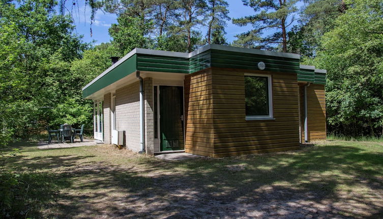 Photo 1 - Bungalow With Fireplace, not far From Assen