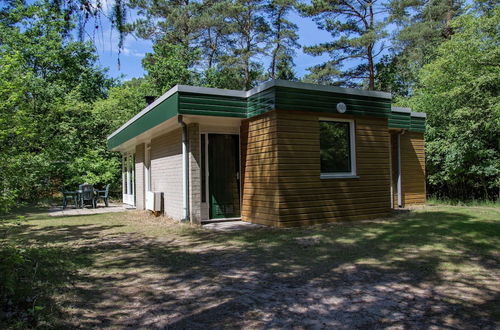 Photo 1 - Bungalow With Fireplace, not far From Assen