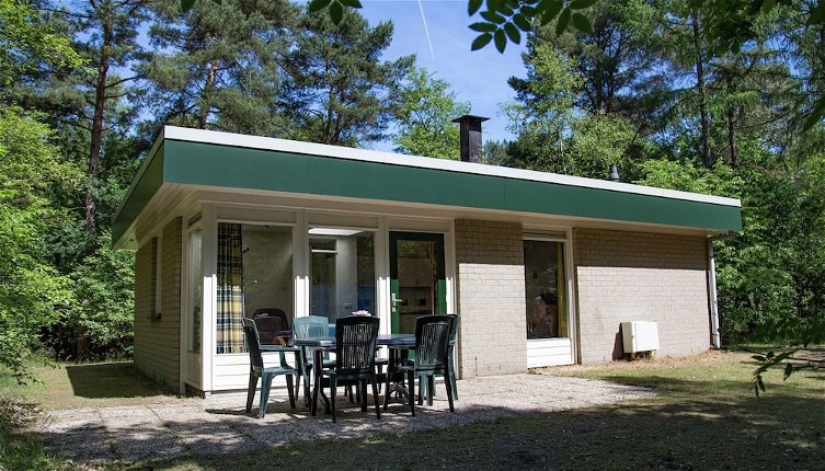 Photo 1 - Bungalow With Fireplace, not far From Assen