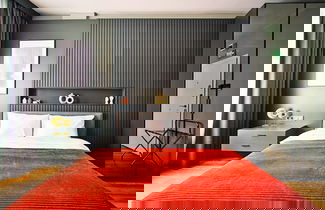 Photo 17 - TAKS-INN Suites