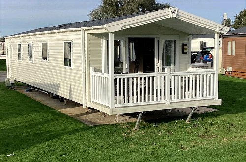Foto 24 - Immaculate 8-bed Cabin in Tattershall Lake