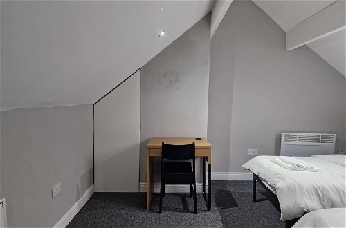 Foto 7 - Impeccable 3-bed Apartment in Bradford to Explore