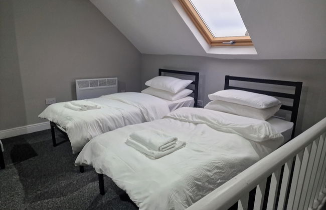 Impeccable 3-bed Apartment in Bradford to Explore - Foto 2