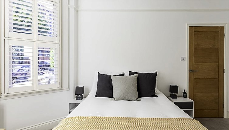 Photo 1 - Cozy 2 Bed Apartment in Chiswick
