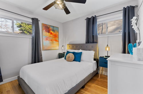 Foto 5 - Stunning 4 Bedroom Home Near Tilles Park - JZ Vacation Rentals