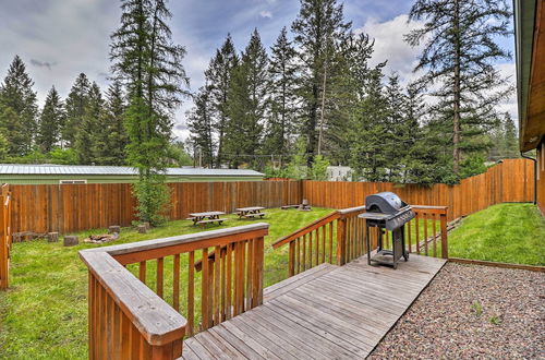 Photo 11 - Hungry Horse Cabin: Deck, Fire Pit, Near Glacier