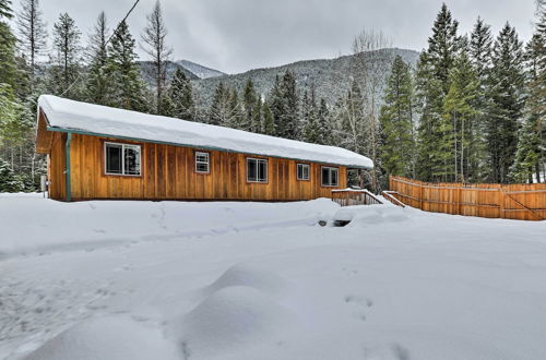 Photo 3 - Hungry Horse Cabin: Deck, Fire Pit, Near Glacier