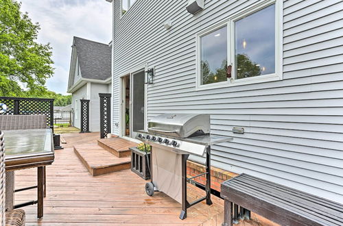 Photo 32 - Gorgeous Montgomery Home With Hot Tub