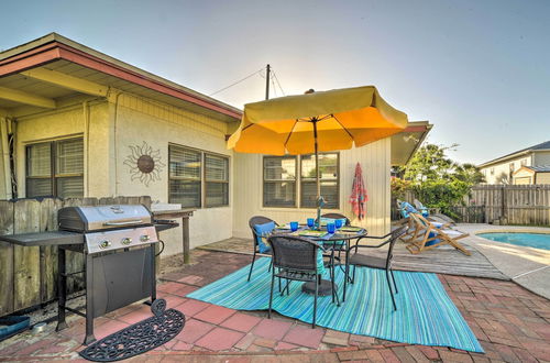 Photo 32 - Coastal PCB Cottage W/pool & Bbq: 1block to Beach