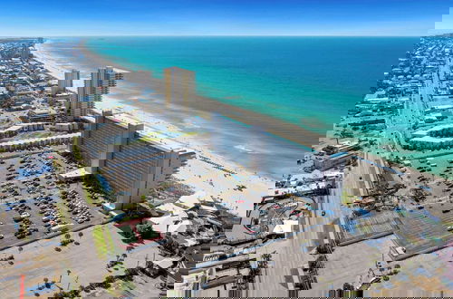 Foto 57 - Ocean View Retreat Beachfront Bliss