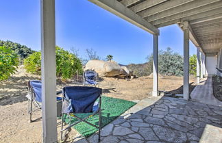 Foto 2 - Escondido Hilltop Home w/ Deck & Views