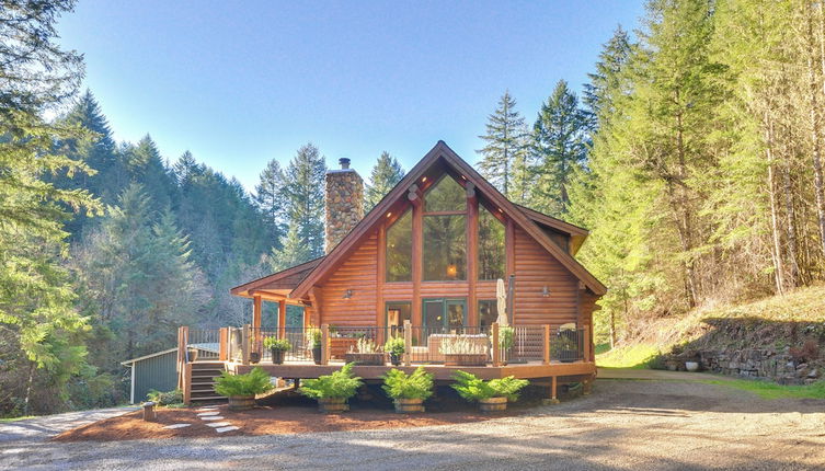 Foto 1 - Luxe Cabin in the Woods ~ 35 Mi to Portland