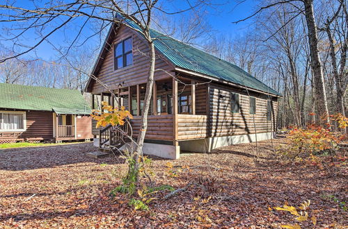 Photo 27 - Inviting Webb Lake Cabin w/ Mountain Views