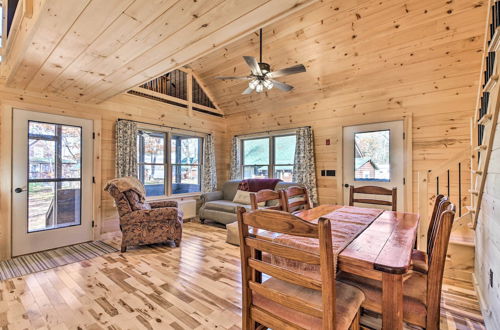 Photo 5 - Inviting Webb Lake Cabin w/ Mountain Views