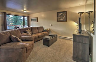 Photo 3 - Cozy Retreat w/ Fire Pit - Near Mendenhall Glacier