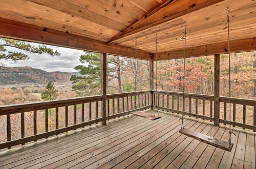 Photo 17 - Piney Bluff Retreat With Mountain Views